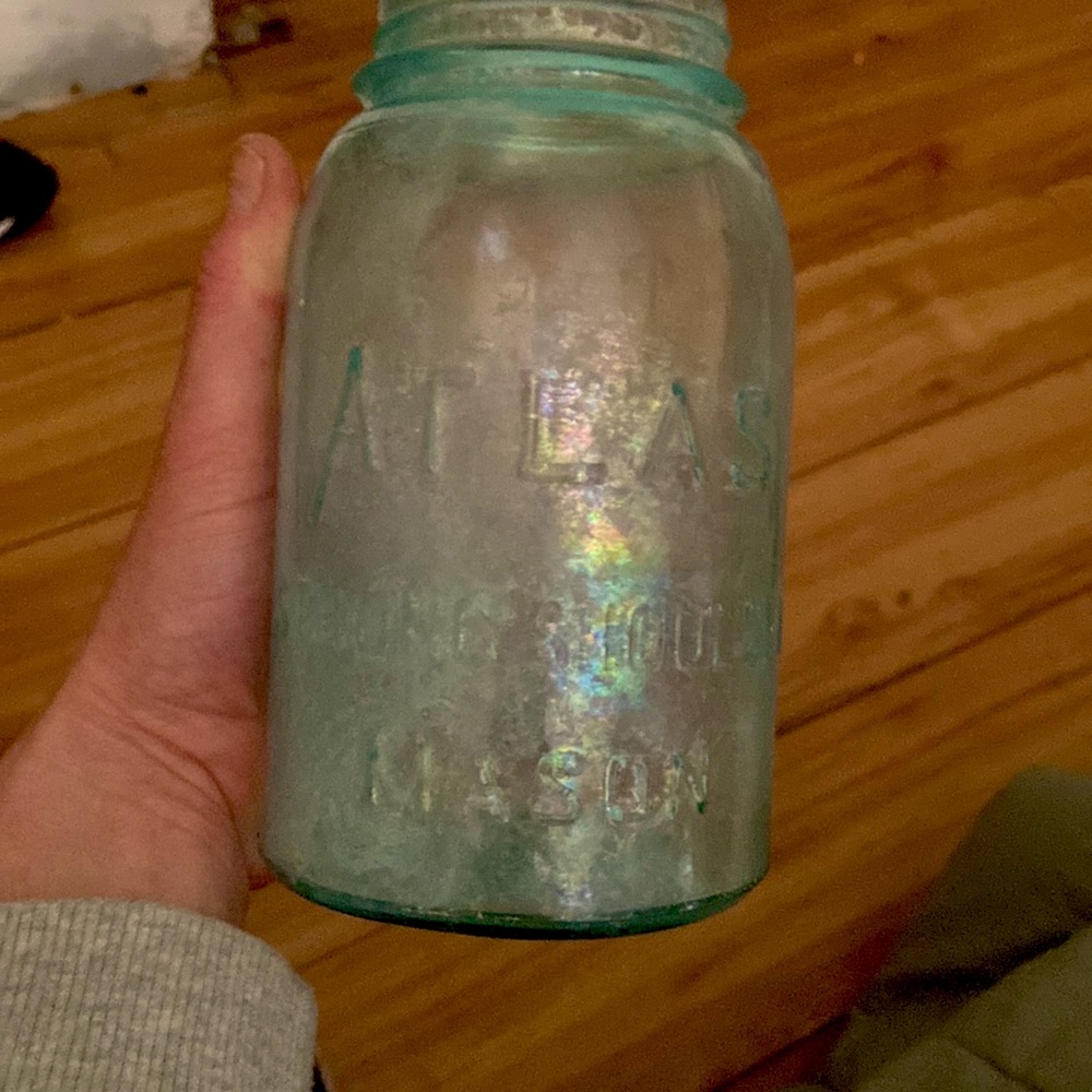 Atlas strong shoulder mason jar